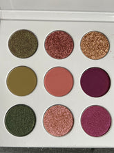 Load image into Gallery viewer, Bossy Girl Eye Shadow Palette