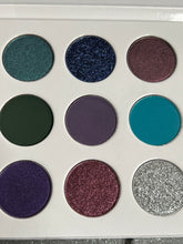 Load image into Gallery viewer, Cool Like Winter Eyeshadow Palette